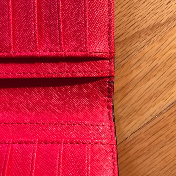 kate spade red wallet - Picture 6 of 6